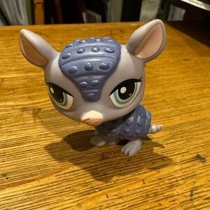 Littlest pet shop Gray Armadillo Small Pet Toy